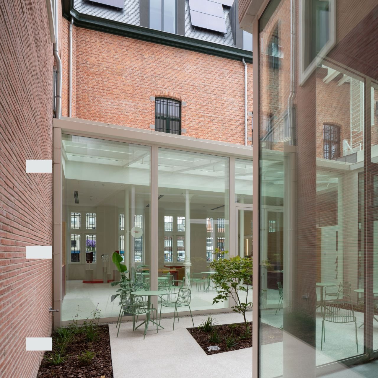 Postgebouw Lokeren